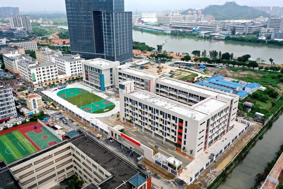 海湾幼儿园等已完工交付使用▼横琴子期幼儿园和子期小学预计明年8月