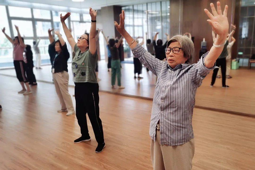 梧桐人家我的家以快乐为核心重塑退休生活方式