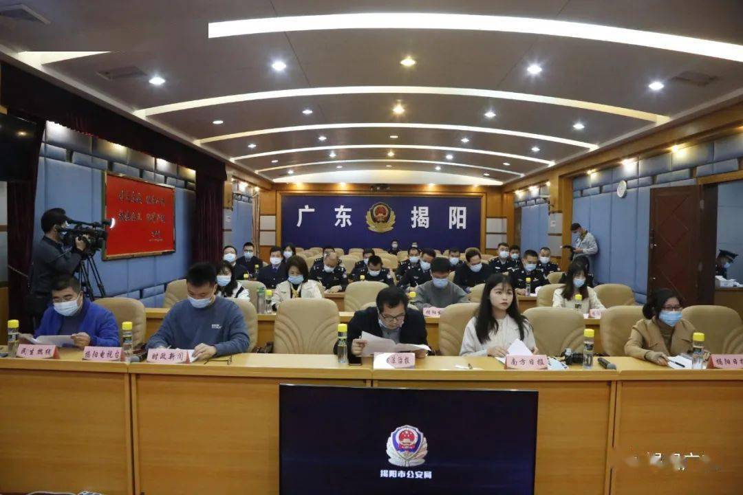 普宁人你抽的华子可能是假的近期1990万多支假烟被查获