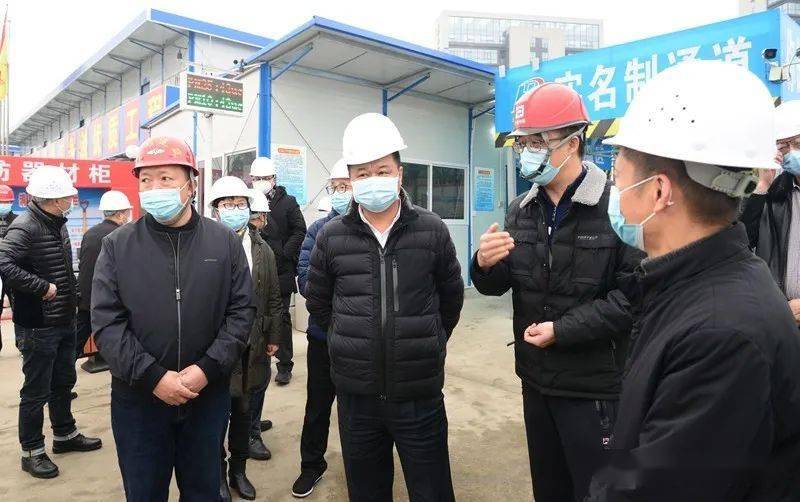 欧昭督查疫情防控安全生产及城建攻坚工作