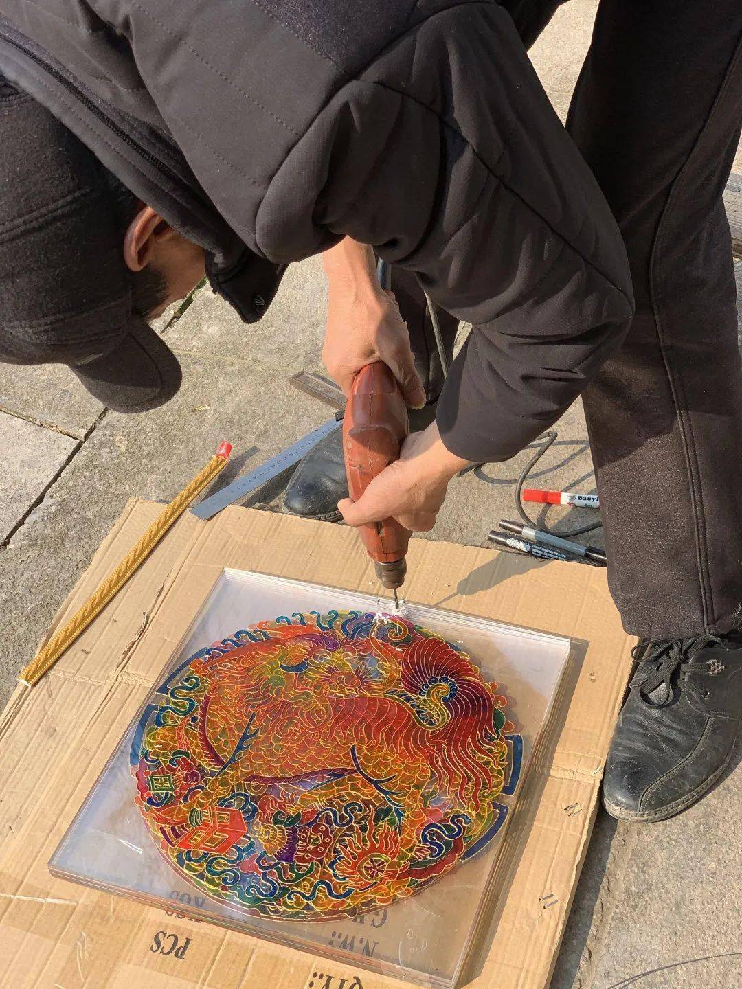 纹样物语——复旦实验学校传统纹样玻璃画作品展