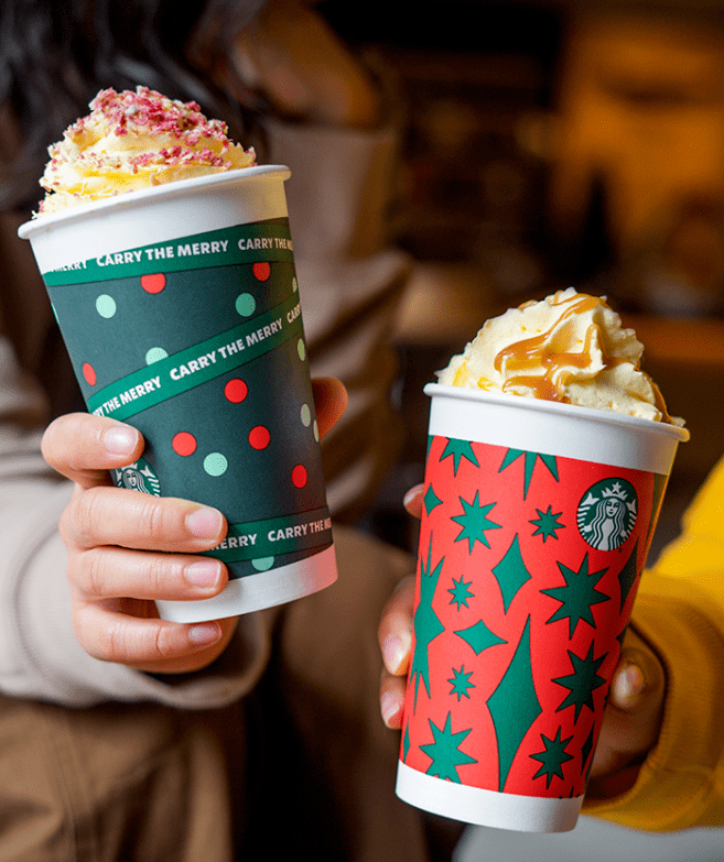 用一杯星巴克咖啡,好好感谢生活 感谢自己和ta 跨年特饮来了 新年炫彩