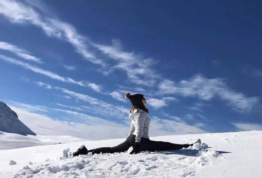 瑜伽人表示:大家纷纷在朋友圈晒起了雪很多地方都迎来了今年冬天的第