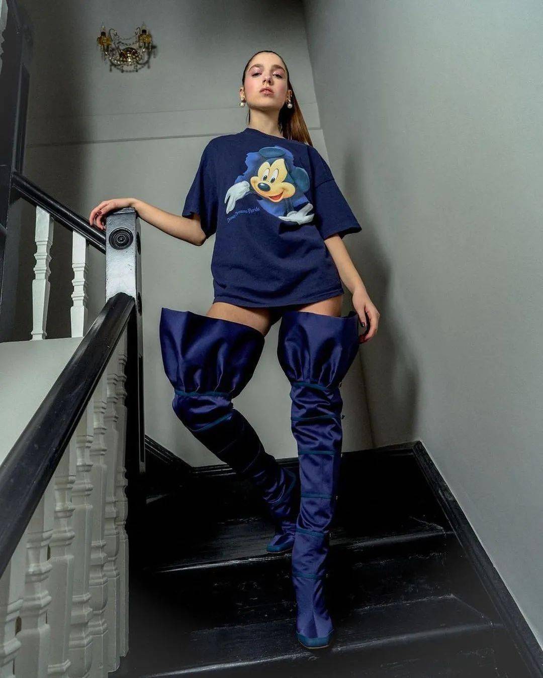 dualipa的妹妹出道当模特