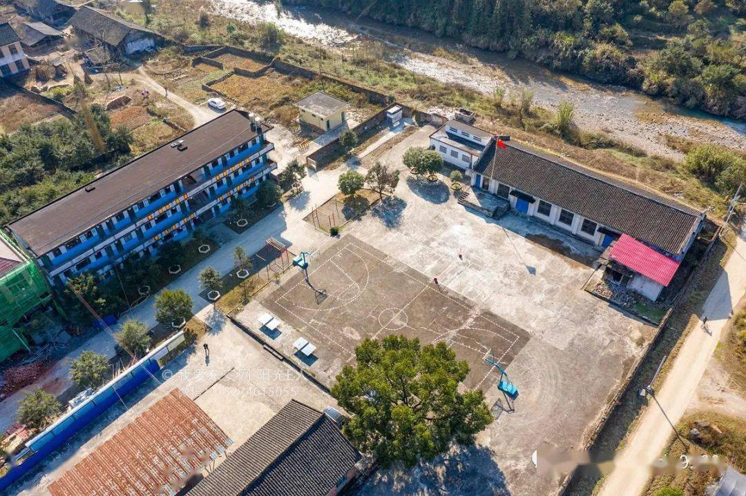 航拍学校:东安县紫云学校(照片 视频)跟10年前对比,看有什么变化