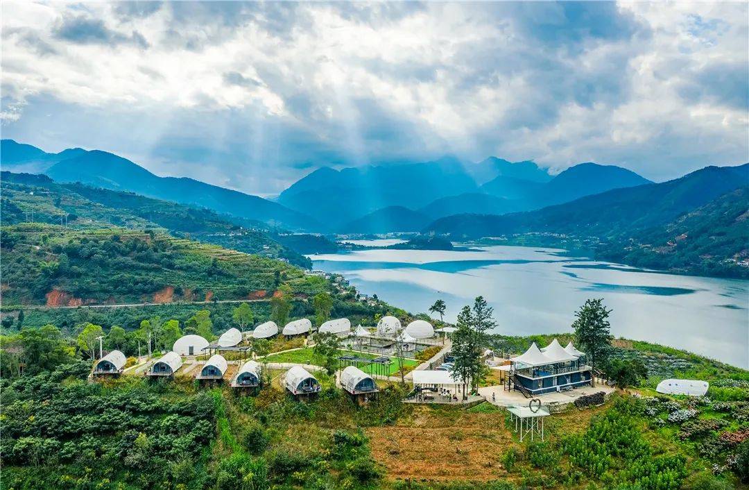 格萨拉生态旅游区,二滩国家森林公园,攀枝花苏铁国家级自然保护区
