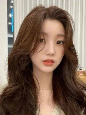 开工第一天来点仪式感,跟着奚梦瑶一起美美地去烫头吧!