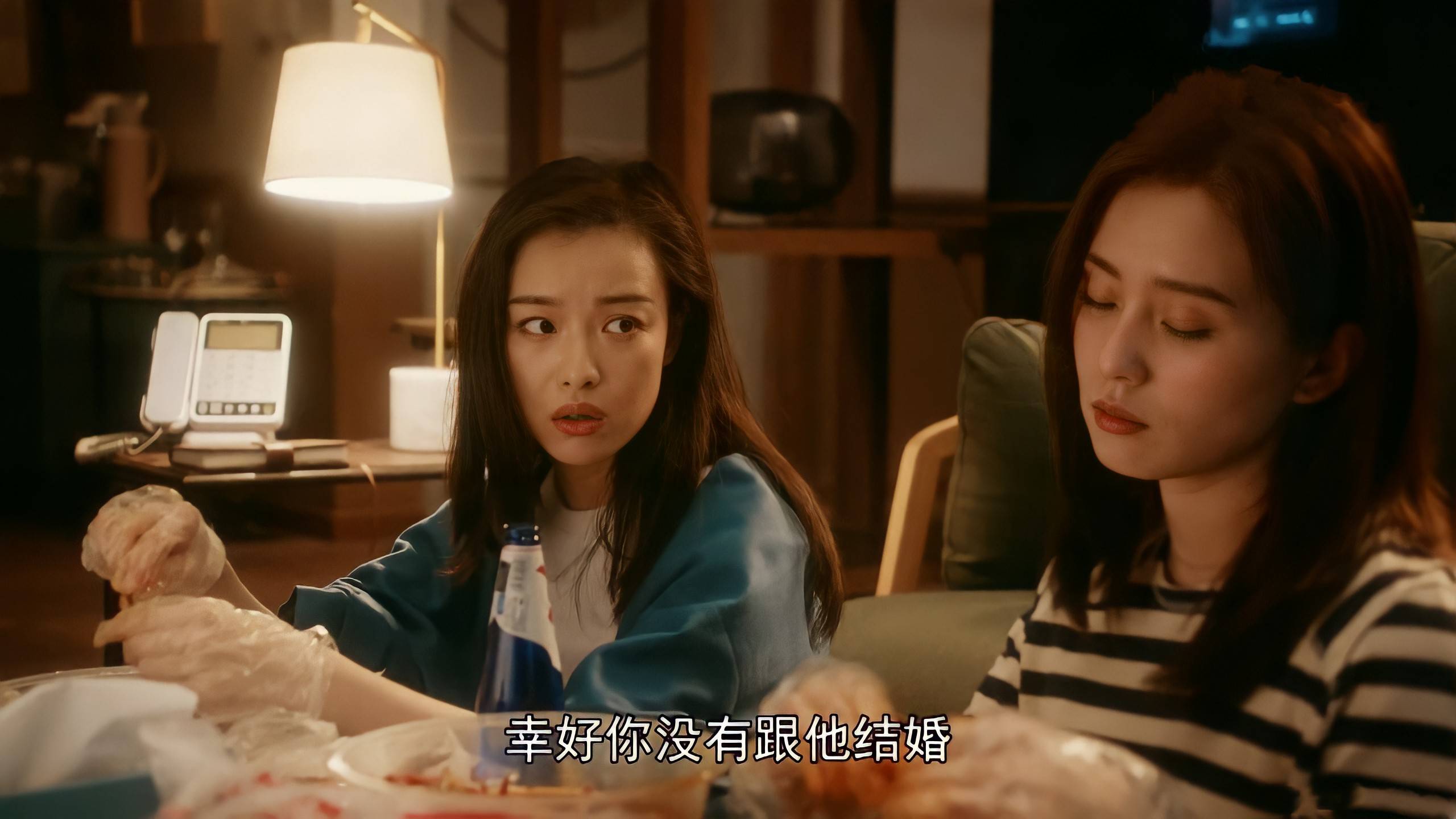 章安仁其实和袁媛才是真正心灵相通的灵魂伴侣,他们是一类人.