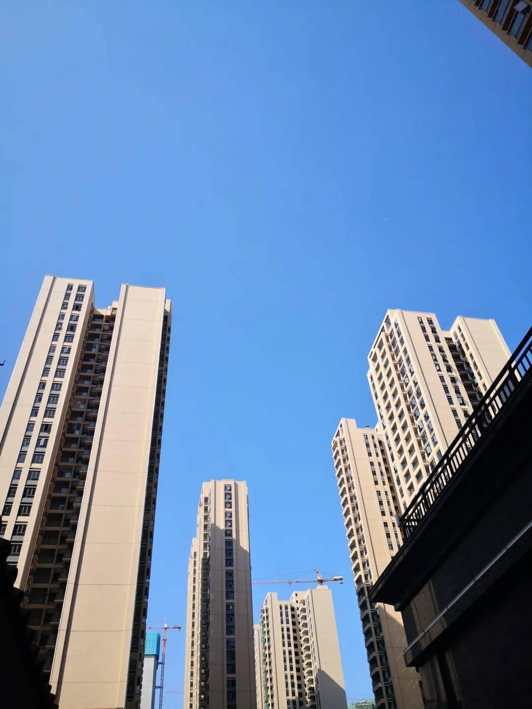 贵港高楼图片