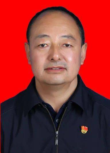 才昂南杰男,藏族,1971年6月出生,中共党员,甘肃夏河人,出生地甘肃夏河