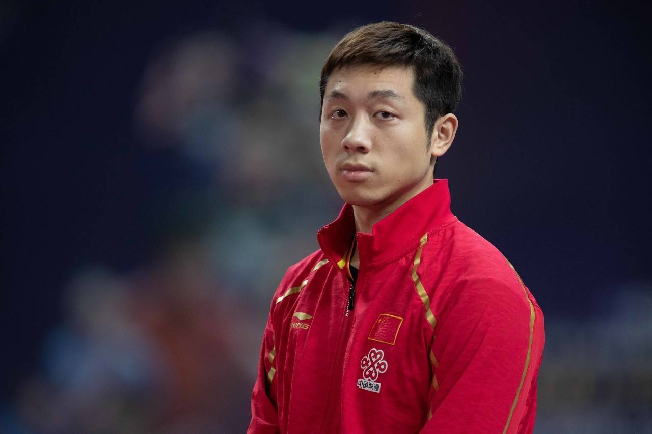 肩负东京奥运会2金夺冠使命的许昕更加了不起_乒乓