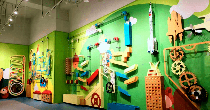 首个商业空间内打造的地级市科技馆丨镇江市科技馆