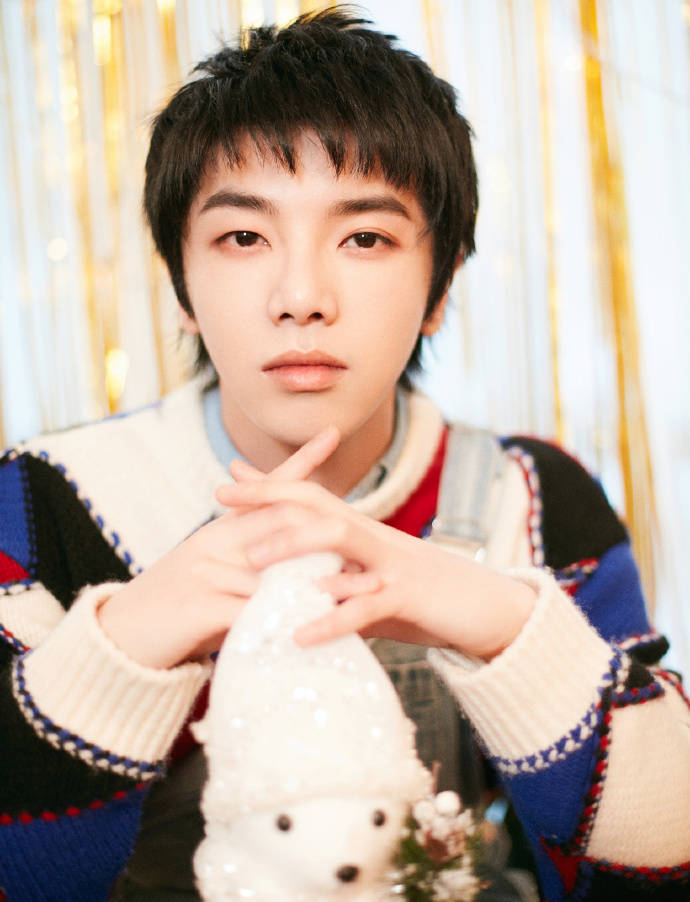 华晨宇抖音星动之夜将暂缓播出 腾讯娱乐年度盛典改为无观众录制