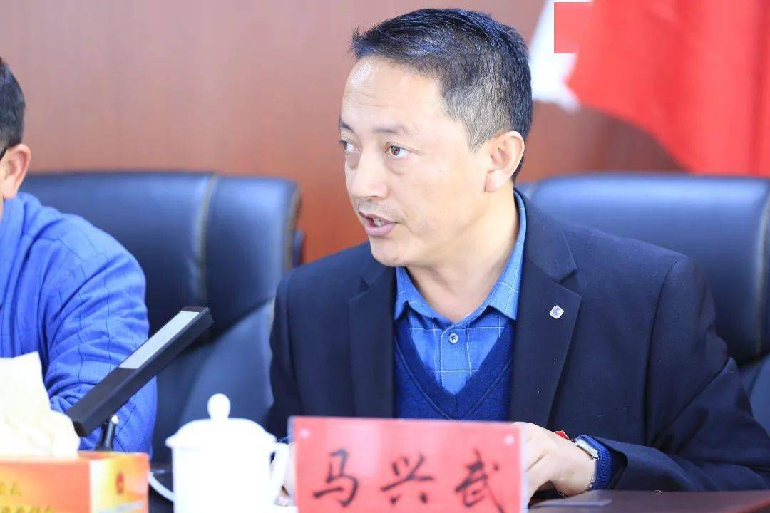 县人大常委会副主任赵羽对积石镇全年工作给予了充分的肯定.