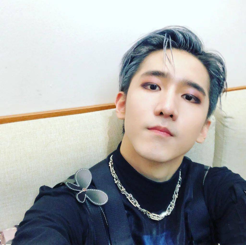 微信头像r1se赵让