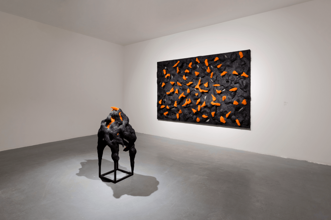 杨紫| 不完美的提丰:伍伟个展"无阻"中的艺术