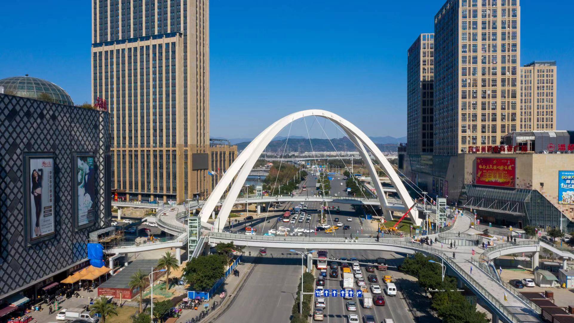 温州高铁新城空中连廊正式启用