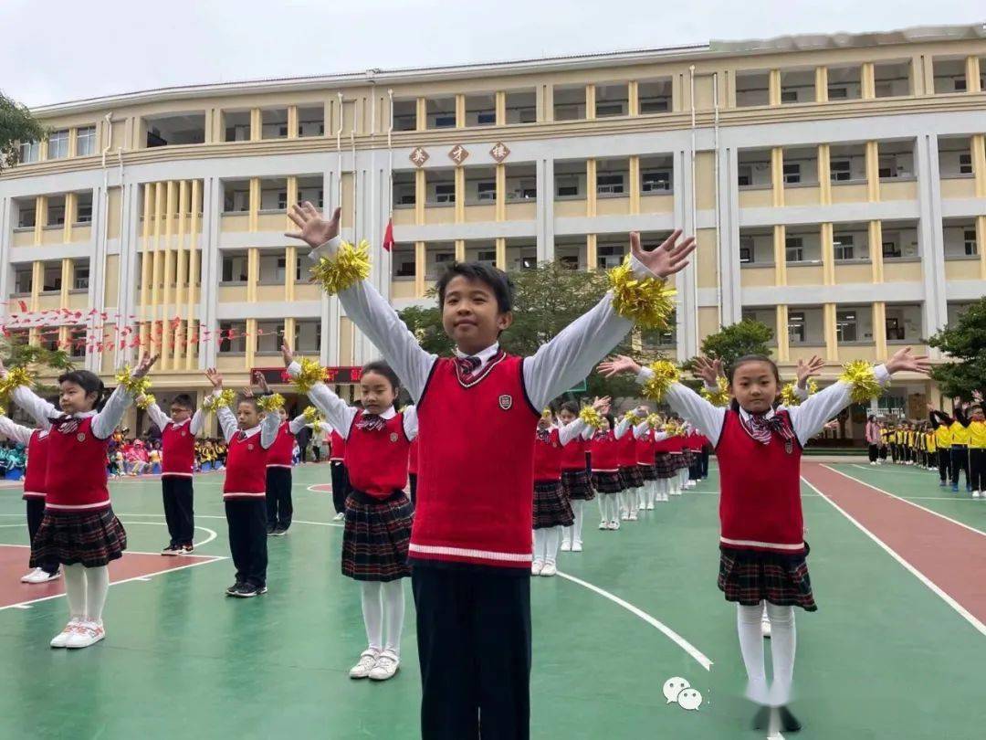 民族团结一家亲同心共筑中国梦北海市海城区第二小学民族团结运动会