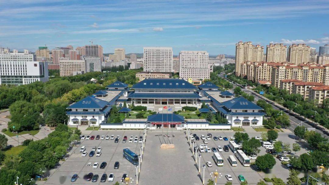 赤峰博物馆:一张亮丽的文化名片
