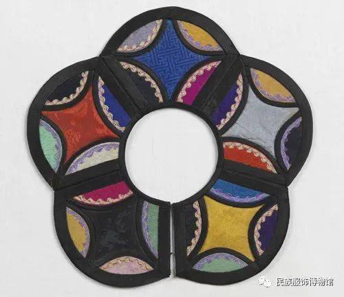 群彩汇集中国传统铜钱纹拼布的色彩应用