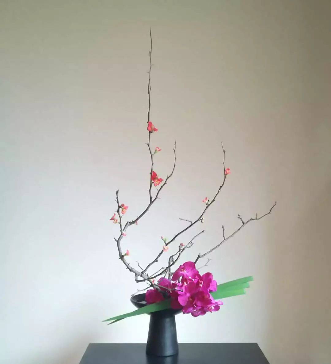 一瓶桌花,让家充满诗意_插花