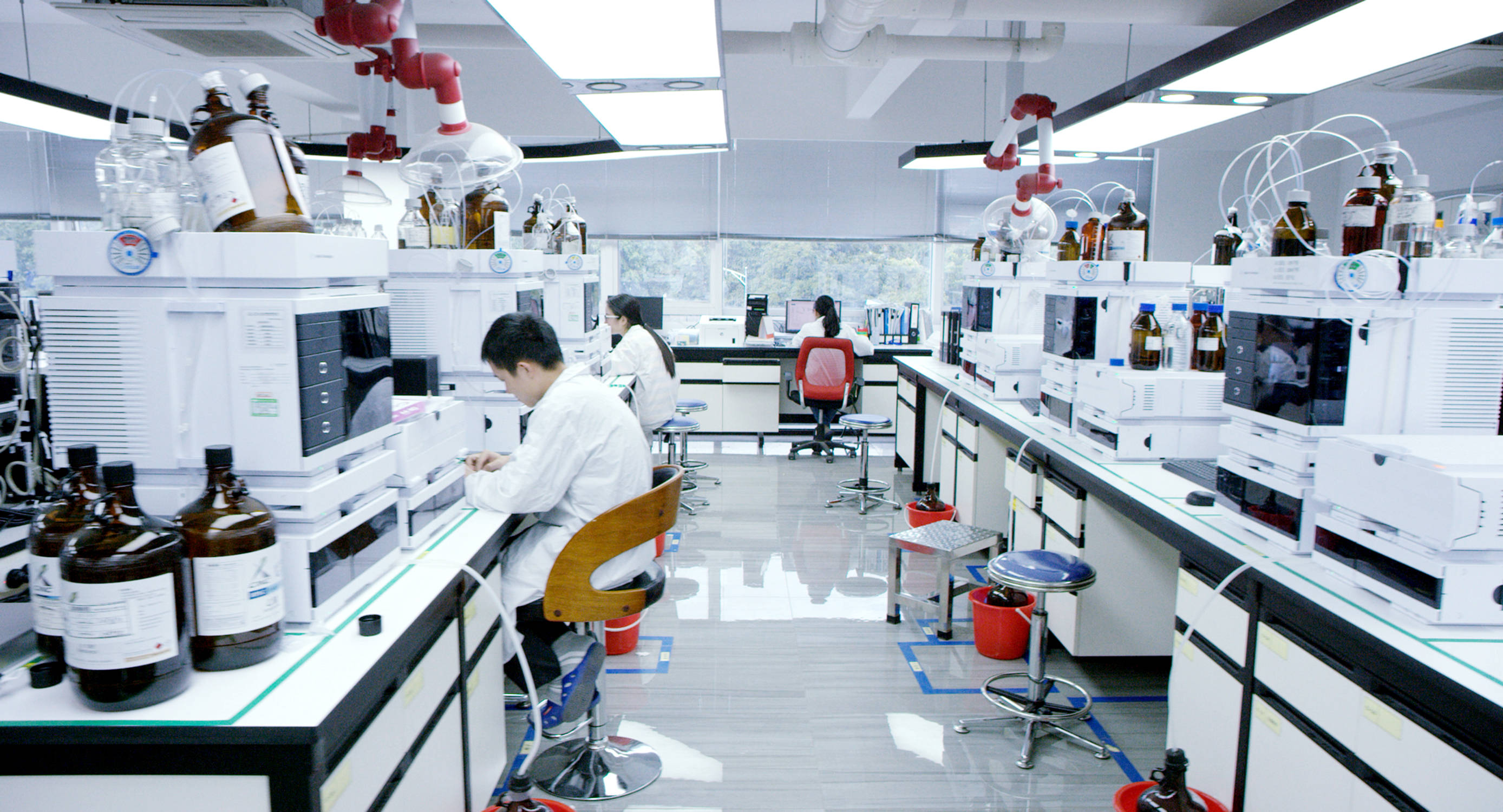 广州一品红制药有限公司是一家集药品研发,生产,销售为一体的创新型