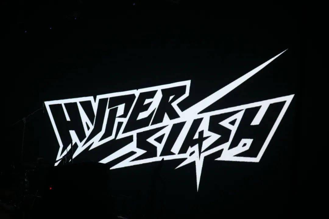 动态现场回顾4天3场冬泳目的地在哪腾讯wespace深圳跨年派对给你答案