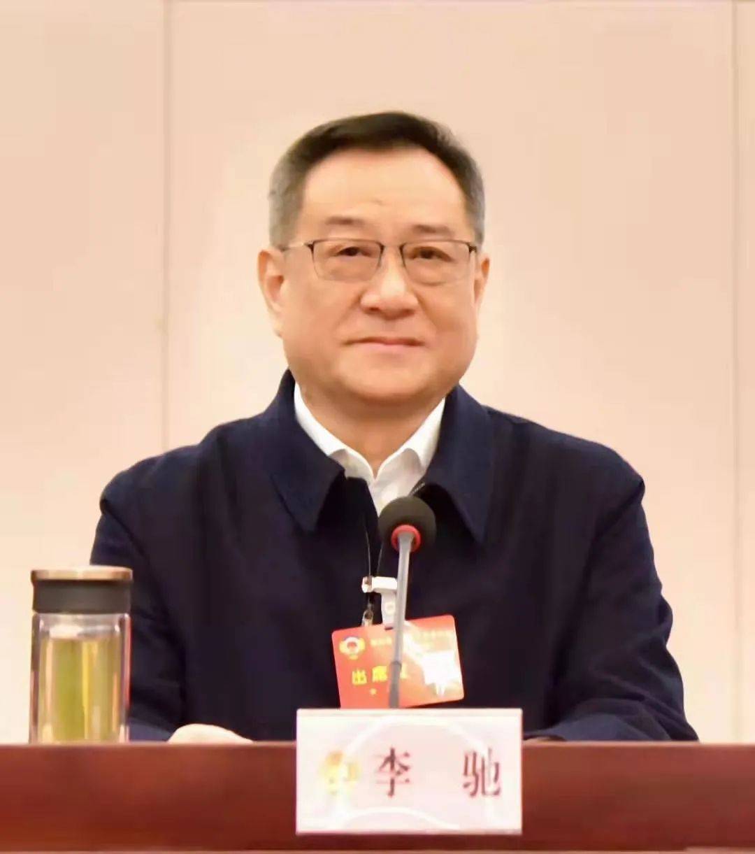 政协盐城市八届五次会议召开召集人和临时党支部负责人会议李驰陈红红