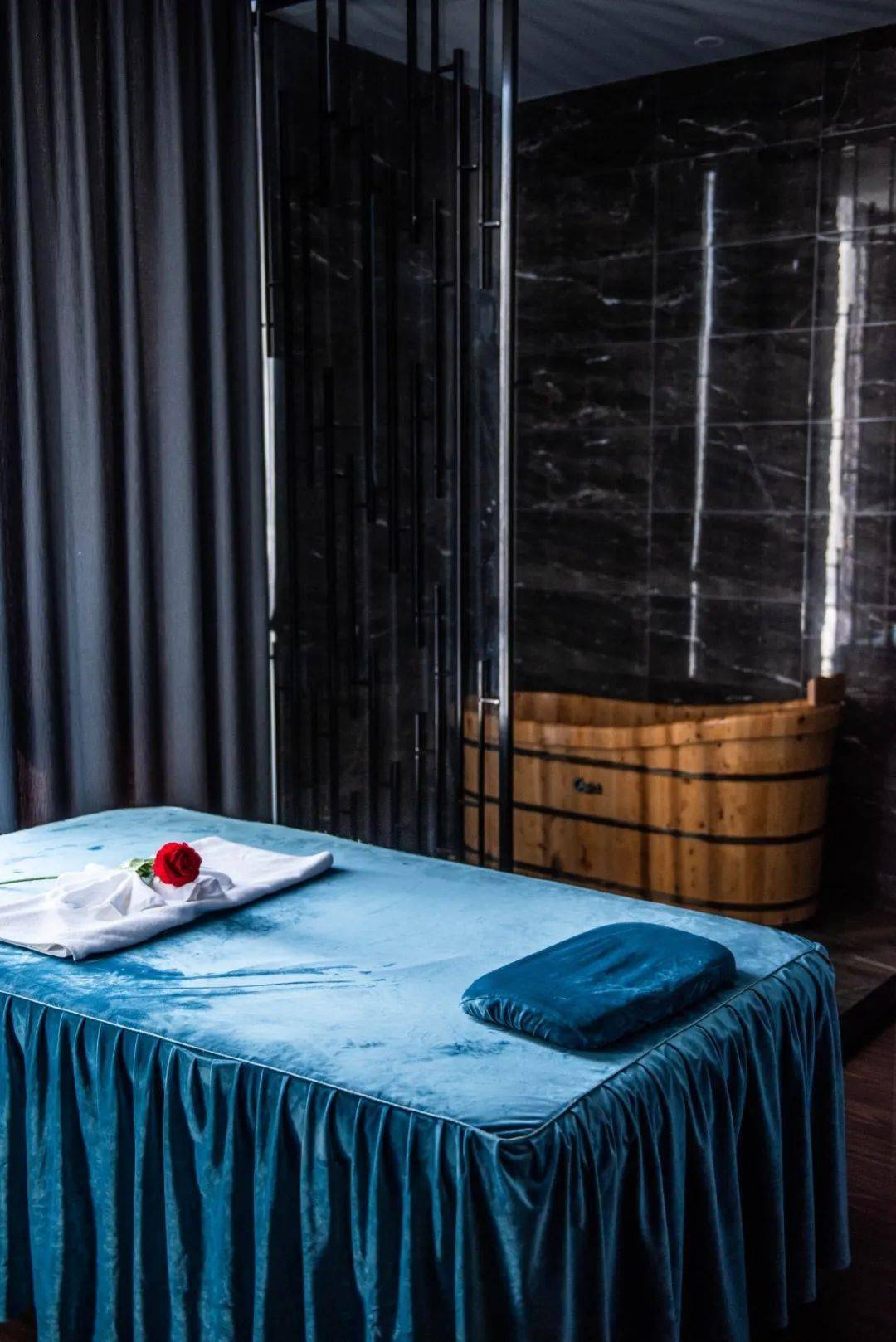 逸spa周家嘴路58元足疗推拿2选1项目一78元精油推背项目二技术过硬