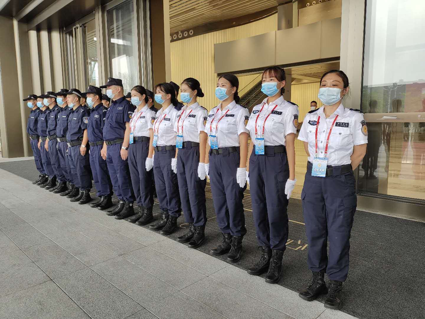 深圳巡防制服图片