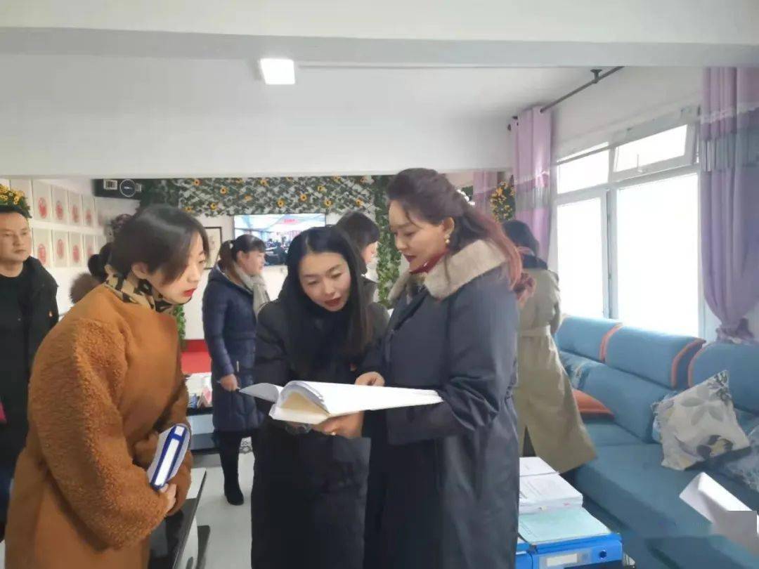 团省委副书记索朗德吉一行深入湟源调研共青团工作