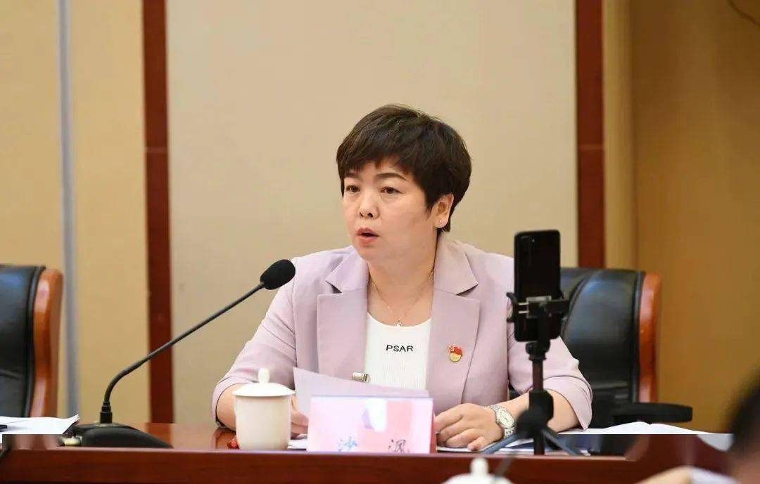 张晓容表示,西宁中院全面贯彻落实党中央,省委决策部署,政治站位高
