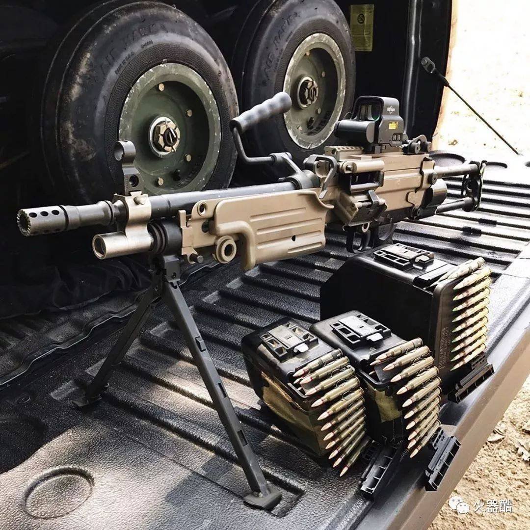 M249机枪 丧尸图片