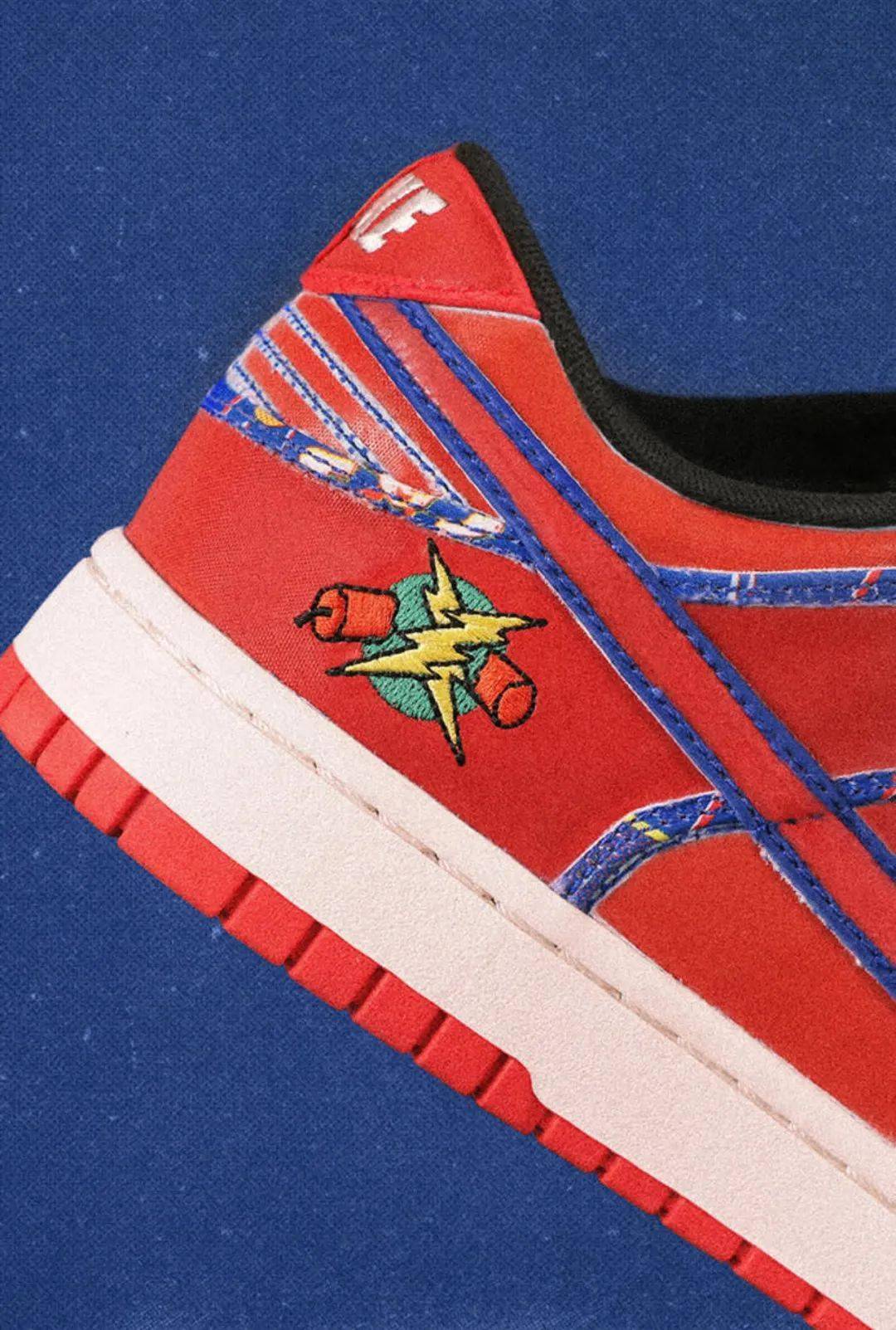 前所未见的双层刮刮乐!「鞭炮 dunk」snkrs 上架_nike