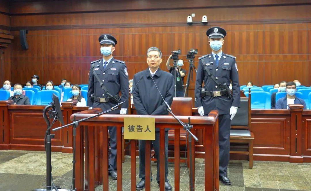 省委原书记落马后这18人被查附姓名及详细职务