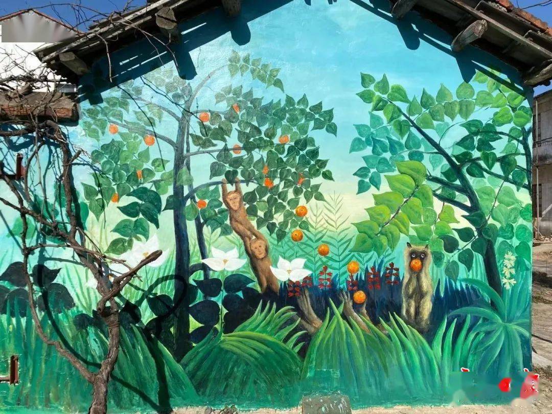 一群艺术家把世界名画搬到村民墙上，这个村成了热门打卡地