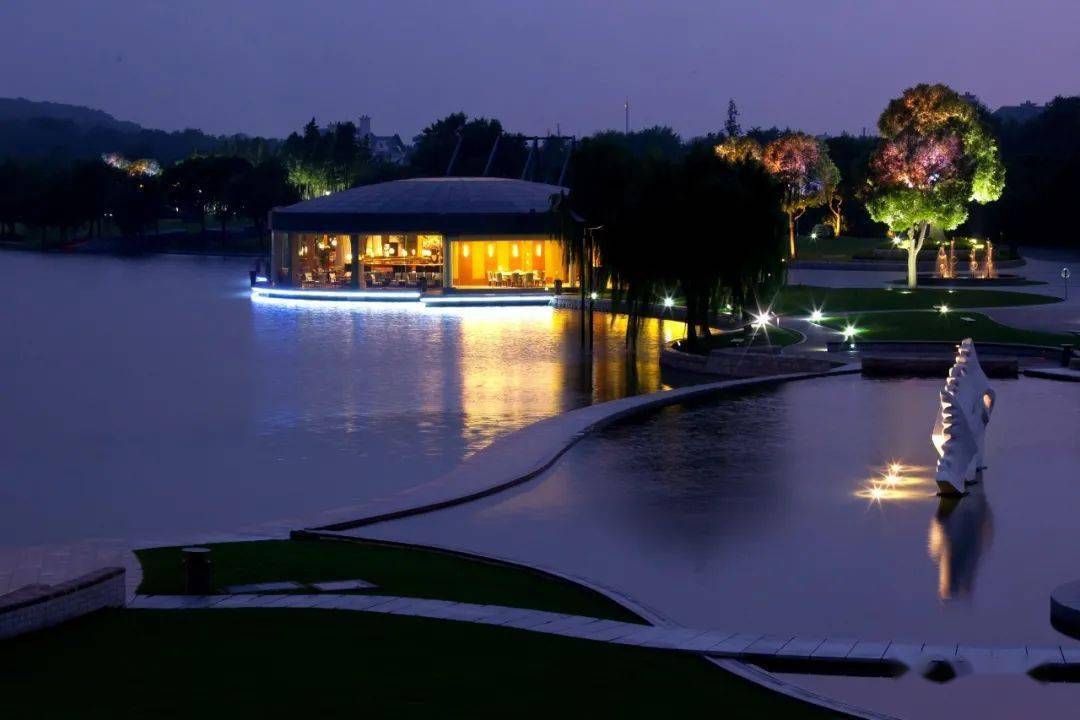 上海唯一有山有水的公园里这家水上餐厅你来过吗
