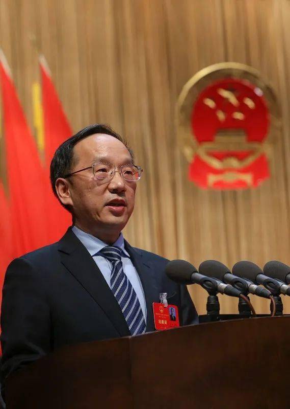 1月14日,市委书记李乐成在市十七届人大六次会议闭幕式上讲话(全媒体