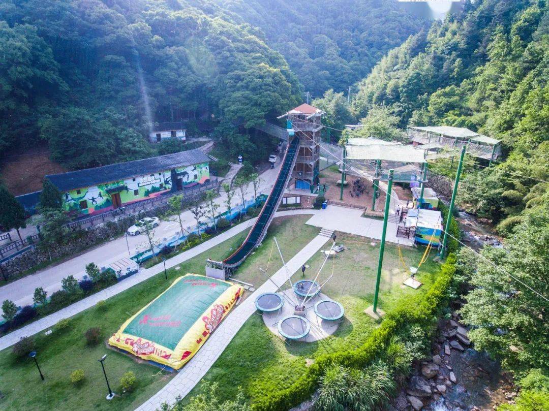 运动小镇首档综艺《拼搏吧,少年》上线!少年陪你运动一下!