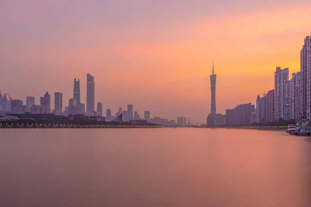 中国人口第一大城市_中国各大城市地标建筑(2)