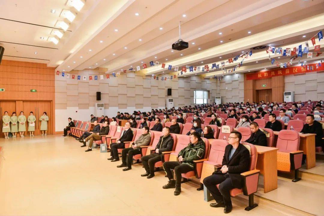 这场慈善拍卖,作品竟来自于杭四中的学生._手机搜狐网