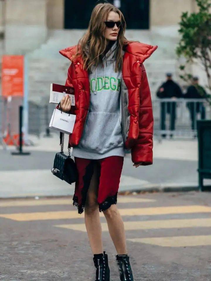 潮流穿搭冬季 9b05c431066e4a2e8fd09971656131fa.jpeg