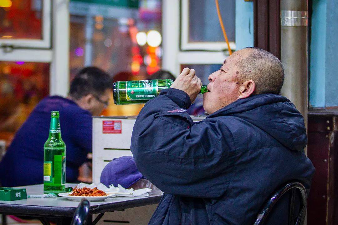 沈阳的“穷鬼乐园”里，只有一种底层生活插图5