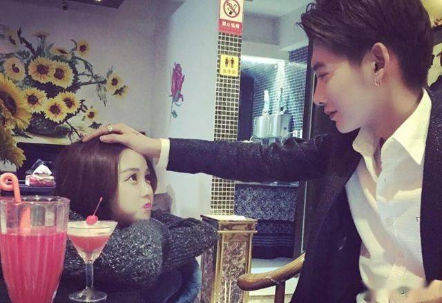 林珊珊金白川离婚又是逃不过七年之痒姐弟恋还有真爱吗