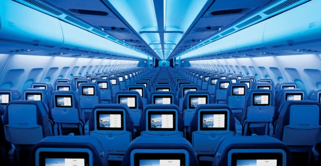 这两趟航班均使用的airbus a300s机型的飞机,每趟可容纳最多345名至