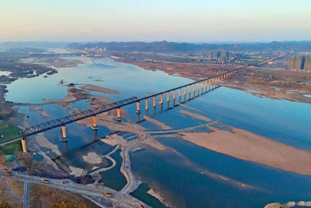 遂宁涪江六桥最新建设进展来了,看航拍图!