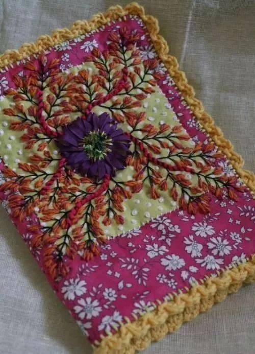 碎布乱剪了几块没想到拼起来竟如此疯狂简直好看到爆