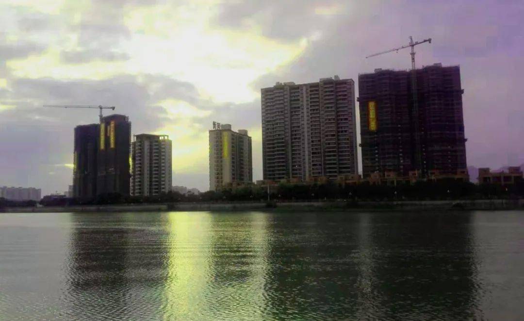 小河区人口_贵阳小河区位图(2)