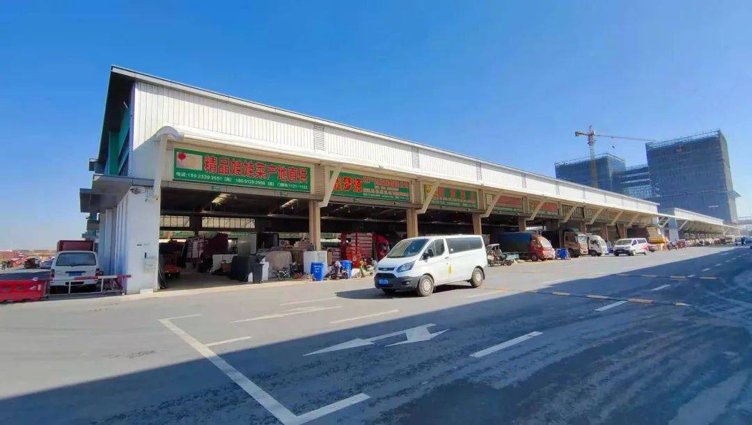 爱临沂客户端记者见到了苏州南环桥农副产品批发市场副总经理,兰陵县