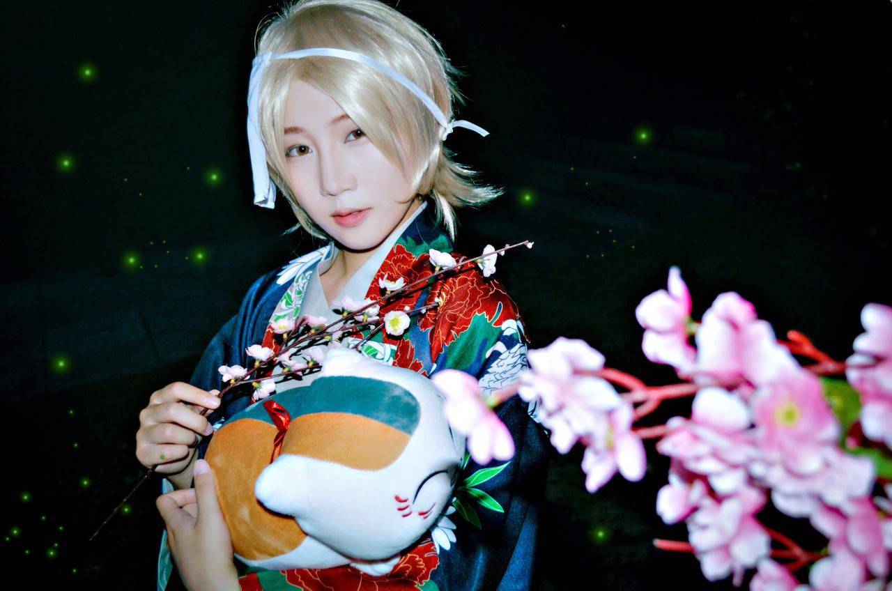 出镜 铭彻 摄影@fieldbulrush 后期